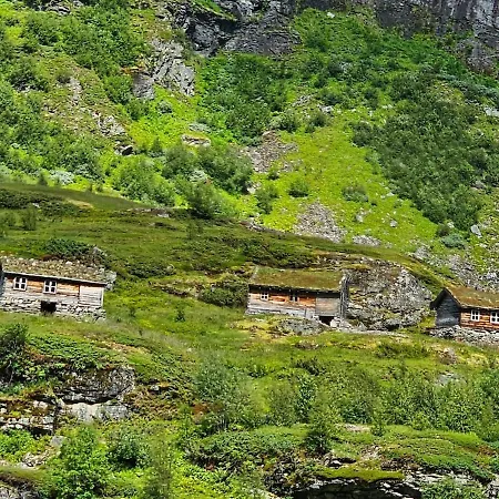 Quaiet Valley Apartamento Vestnes