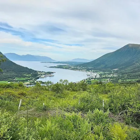 Quaiet Valley Apartamento Vestnes